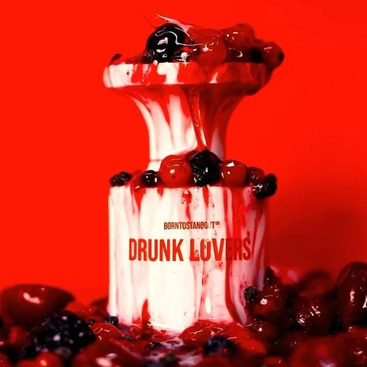 BORNTOSTANDOUT DRUNK LOVERS UNISEX